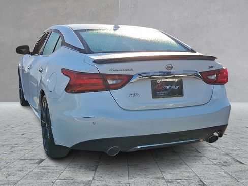 Used 2017 Nissan Maxima SR w/ Midnight Edition image 8