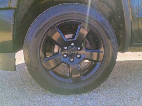 Used 2019 GMC Sierra 1500 Limited w/ Elevation Edition image 24