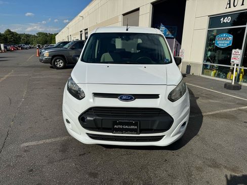 Used 2015 Ford Transit Connect XLT FWD image 5