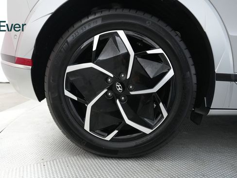 Used 2024 Hyundai Ioniq 5 Limited image 22