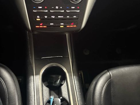 Used 2017 Lincoln MKC Premiere image 26