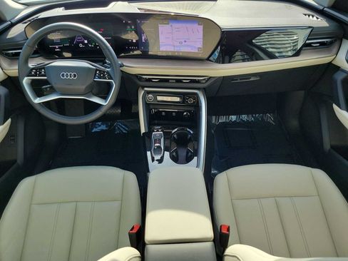Certified 2025 Audi Q5 Premium Plus w/ Premium Plus AWD/4WD image 14