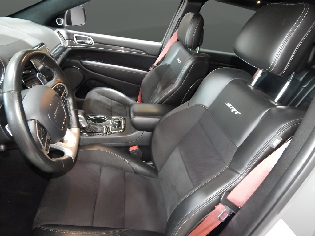 Used 2020 Jeep Grand Cherokee SRT AWD/4WD image 16
