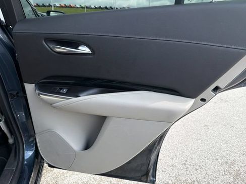 Used 2019 Cadillac XT4 Premium Luxury AWD/4WD image 32