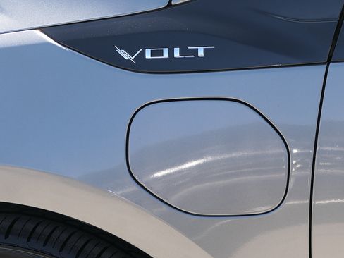 Used 2019 Chevrolet Volt LT FWD image 12