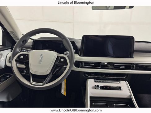 New 2026 Lincoln Aviator Reserve AWD/4WD image 19
