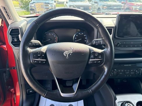 Used 2022 Ford Bronco Sport Outer Banks w/ Tech Package AWD/4WD image 20