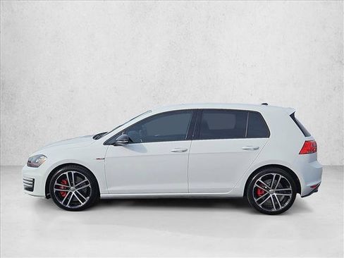 Used 2017 Volkswagen GTI Sport image 9