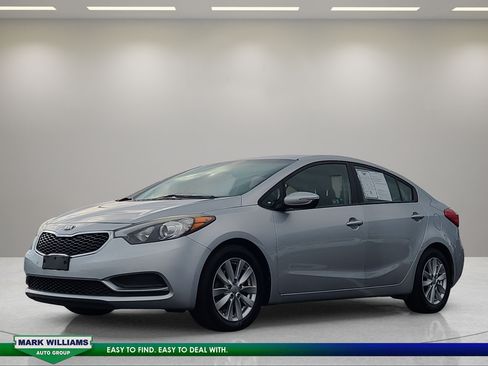 Used 2015 Kia Forte LX w/ Popular Package FWD image 8