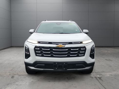 New 2026 Chevrolet Equinox LT w/ Convenience Package II AWD/4WD image 8