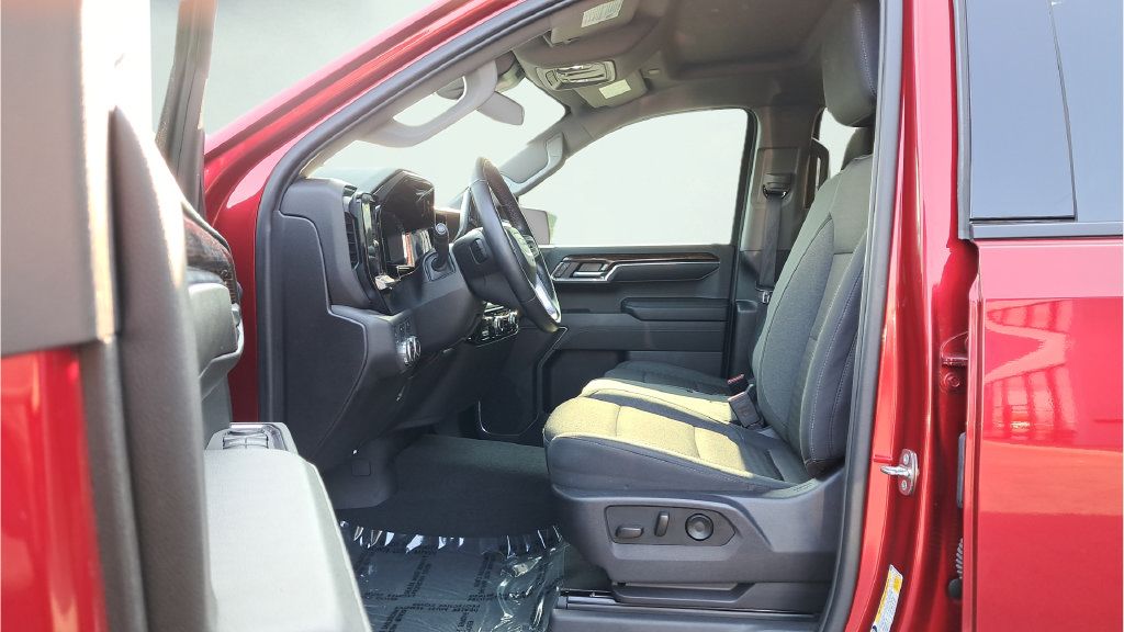 Used 2024 GMC Sierra 1500 Elevation AWD/4WD image 10