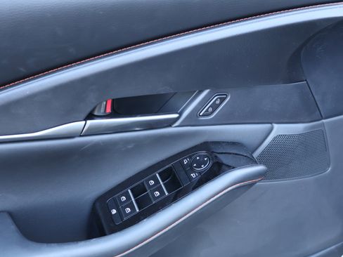 Certified 2025 MAZDA CX-30 Carbon image 24