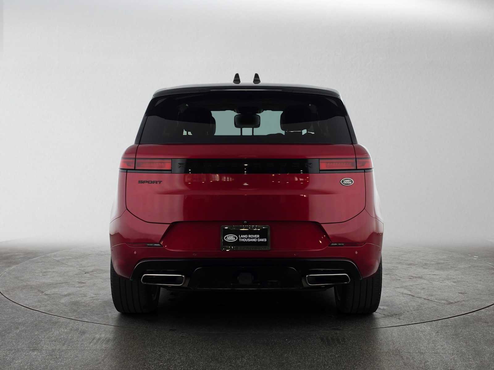 Used 2023 Land Rover Range Rover Sport SE Dynamic AWD/4WD image 4