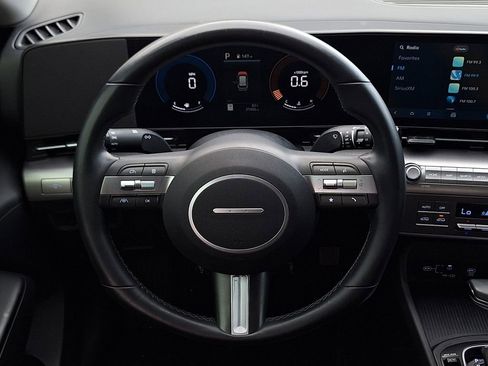 Certified 2024 Hyundai Kona SEL AWD/4WD image 15
