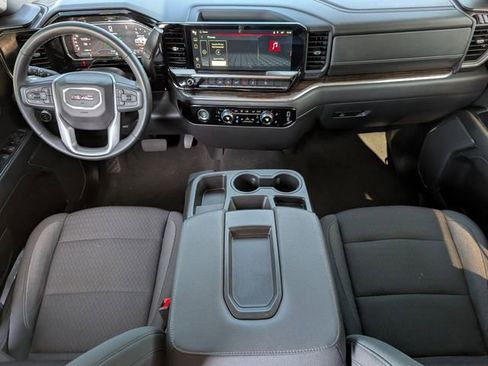 Used 2024 GMC Sierra 1500 Elevation w/ X31 Off-Road Package AWD/4WD image 7