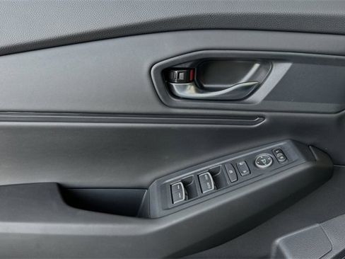 New 2025 Honda Accord SE image 11