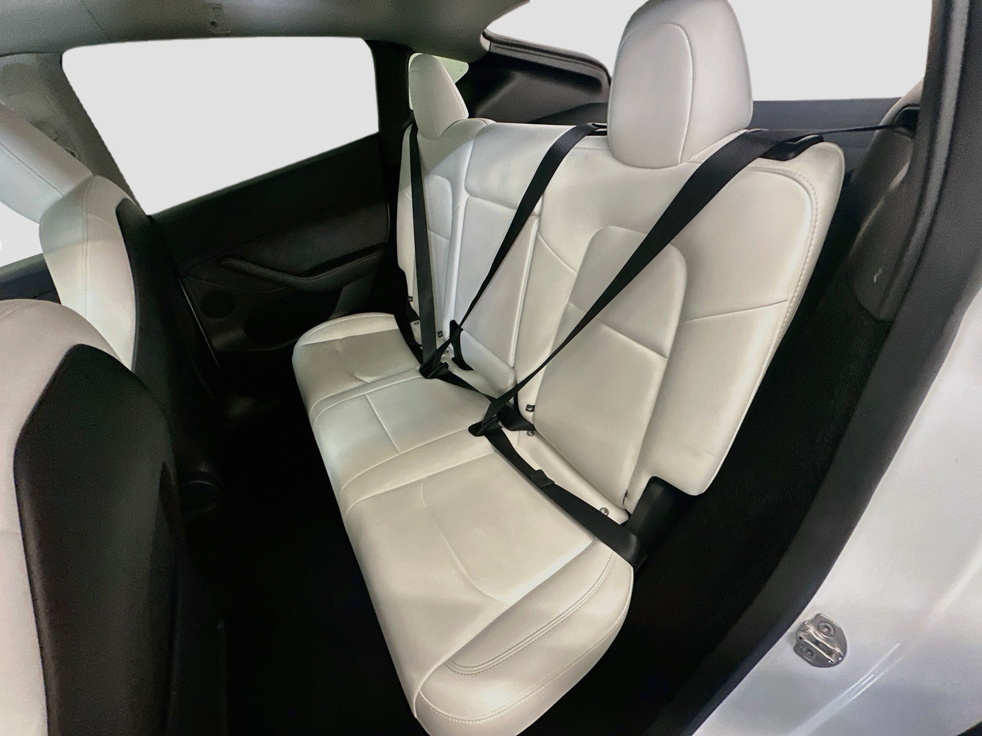 Used 2025 Tesla Model Y Long Range AWD/4WD image 30