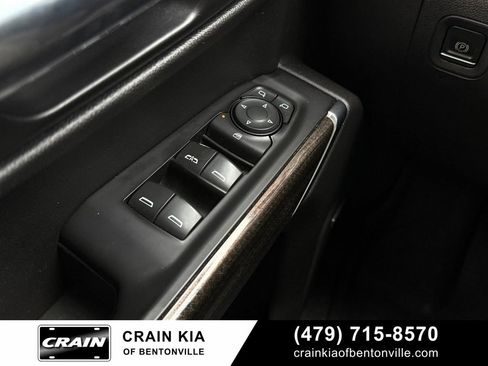 Used 2019 Chevrolet Silverado 1500 RST AWD/4WD image 10