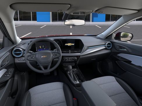 New 2026 Chevrolet Trax LT FWD image 16