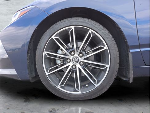 Used 2019 Toyota Avalon Touring w/ Advanced Safety Package FWD image 25