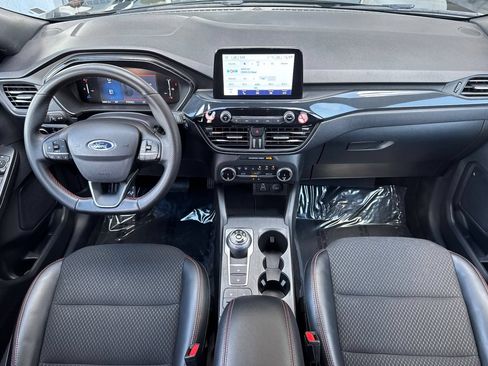Used 2025 Ford Escape ST-Line FWD image 14