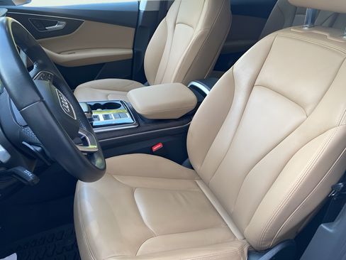 Used 2019 Audi Q8 Premium AWD/4WD image 12