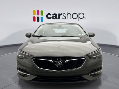 Used 2019 Buick Regal Essence w/ Driver Confidence Package I image 6