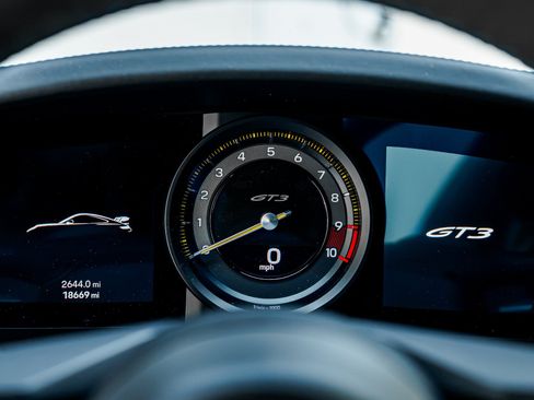 Used 2022 Porsche 911 GT3 RWD image 47