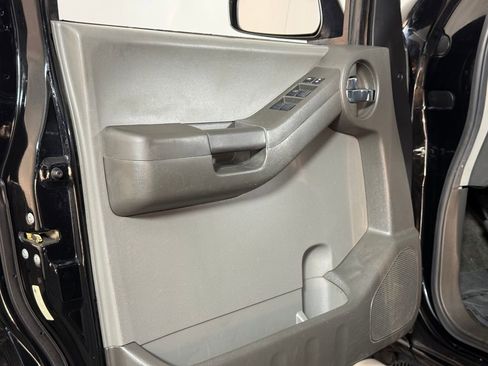 Used 2010 Nissan Xterra S image 26