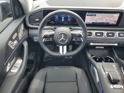 Certified 2026 Mercedes-Benz GLS 450 4MATIC image 11