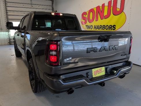 New 2026 RAM 1500 4x4 Crew Cab image 38