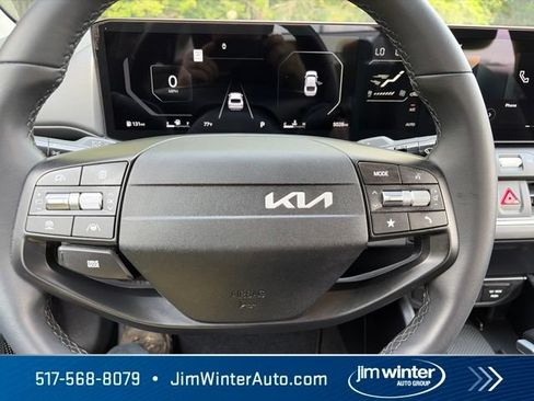 Used 2025 Kia K4 EX FWD image 22