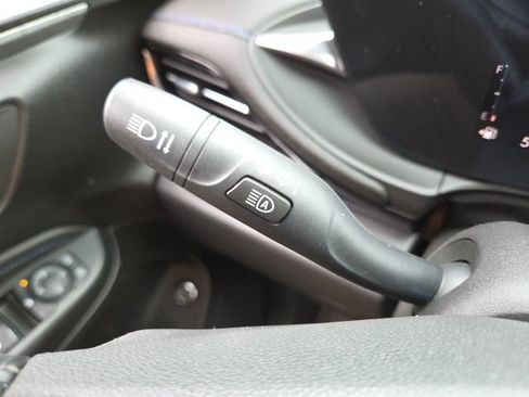 Used 2024 Buick Envista Sport Touring w/ Convenience I Package FWD image 53