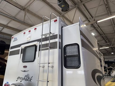 Used 2007 Ford E-450 and Econoline 450 image 14