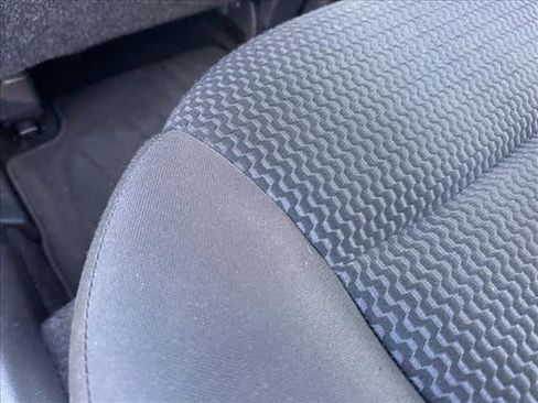 Used 2022 Nissan Rogue Sport S image 13