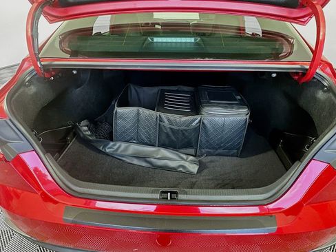 Used 2025 Toyota Camry SE image 26