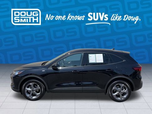 Used 2025 Ford Escape ST-Line Select image 2