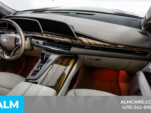 Used 2023 Cadillac Escalade Sport Platinum AWD/4WD image 26