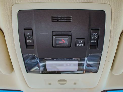 Used 2020 Lexus ES 350 w/ Premium Package FWD image 31