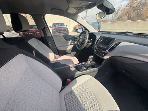 Used 2023 Chevrolet Equinox LT image 22