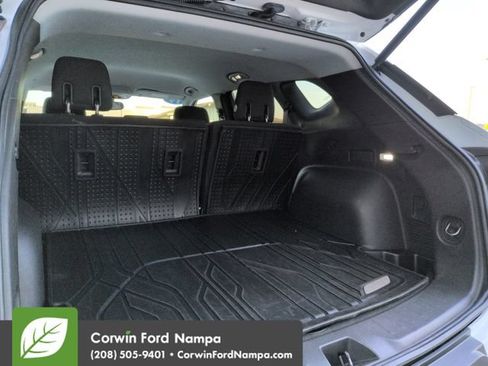 Used 2019 Chevrolet Blazer LT FWD image 30