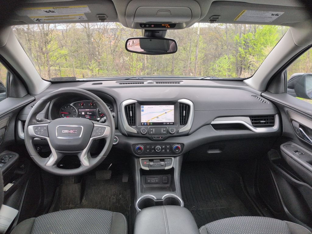 Certified 2022 GMC Terrain SLE w/ Driver Convenience Package AWD/4WD image 9