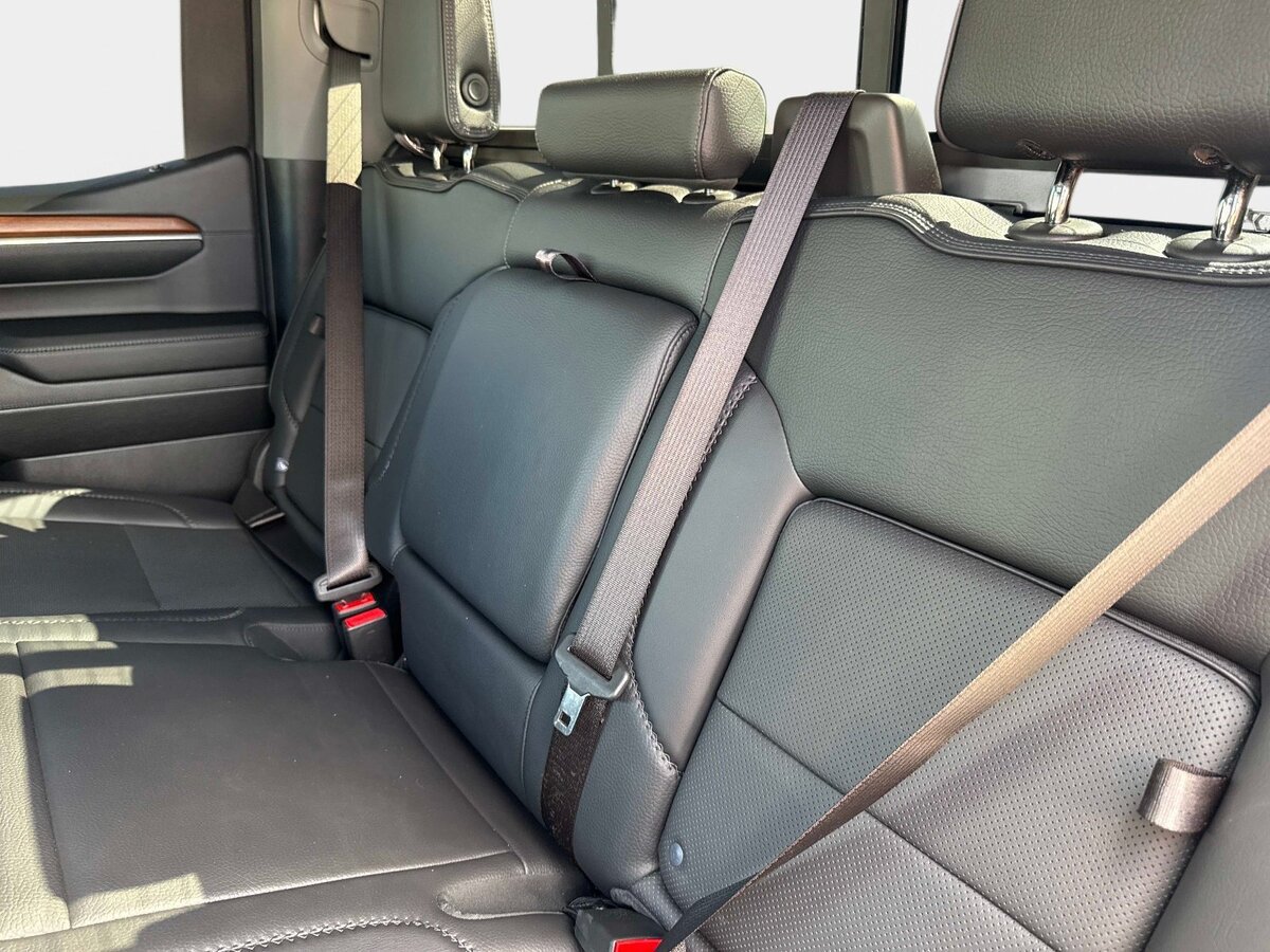 Used 2024 GMC Sierra 1500 Denali w/ Denali Reserve Package RWD image 12