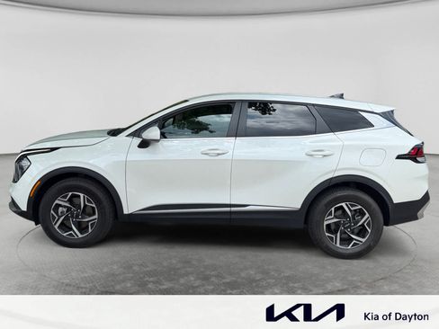 Used 2023 Kia Sportage LX AWD/4WD image 8