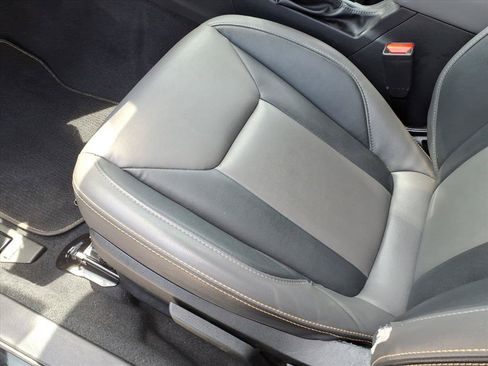 Used 2022 Subaru Crosstrek 2.5i Sport w/ Moonroof Package AWD/4WD image 19