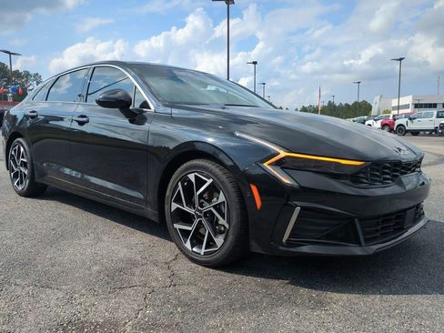 Used 2025 Kia K5 EX image 2