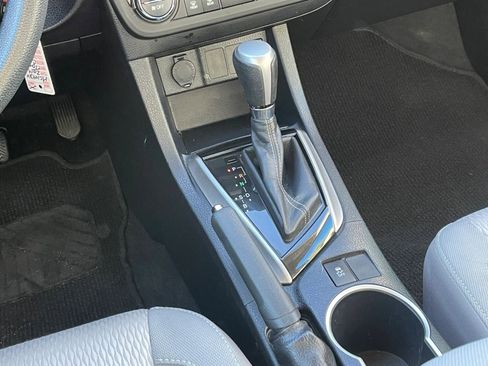 Used 2014 Toyota Corolla LE image 29