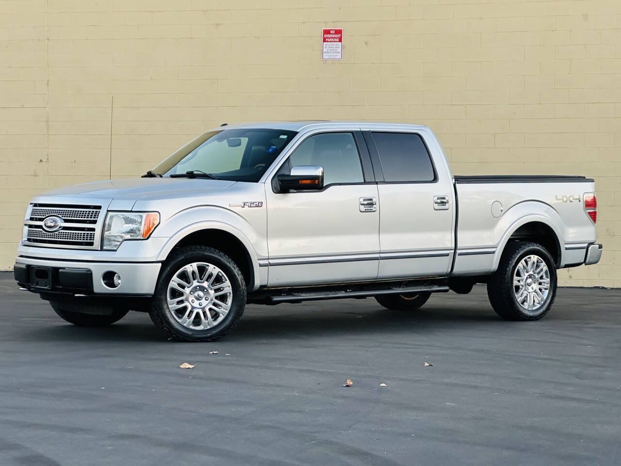 Used 2010 Ford F150 Platinum AWD/4WD image 5