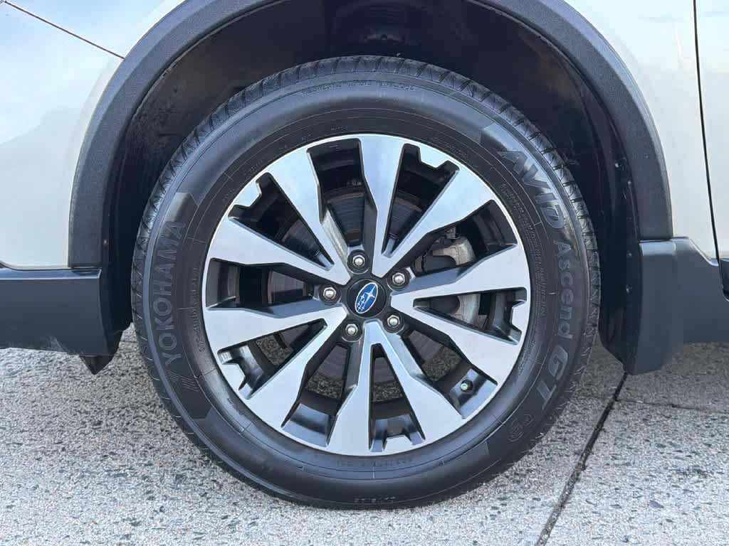 Used 2017 Subaru Outback 2.5i Limited AWD/4WD image 11
