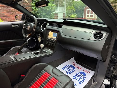 Used 2013 Ford Mustang Shelby GT500 RWD image 53